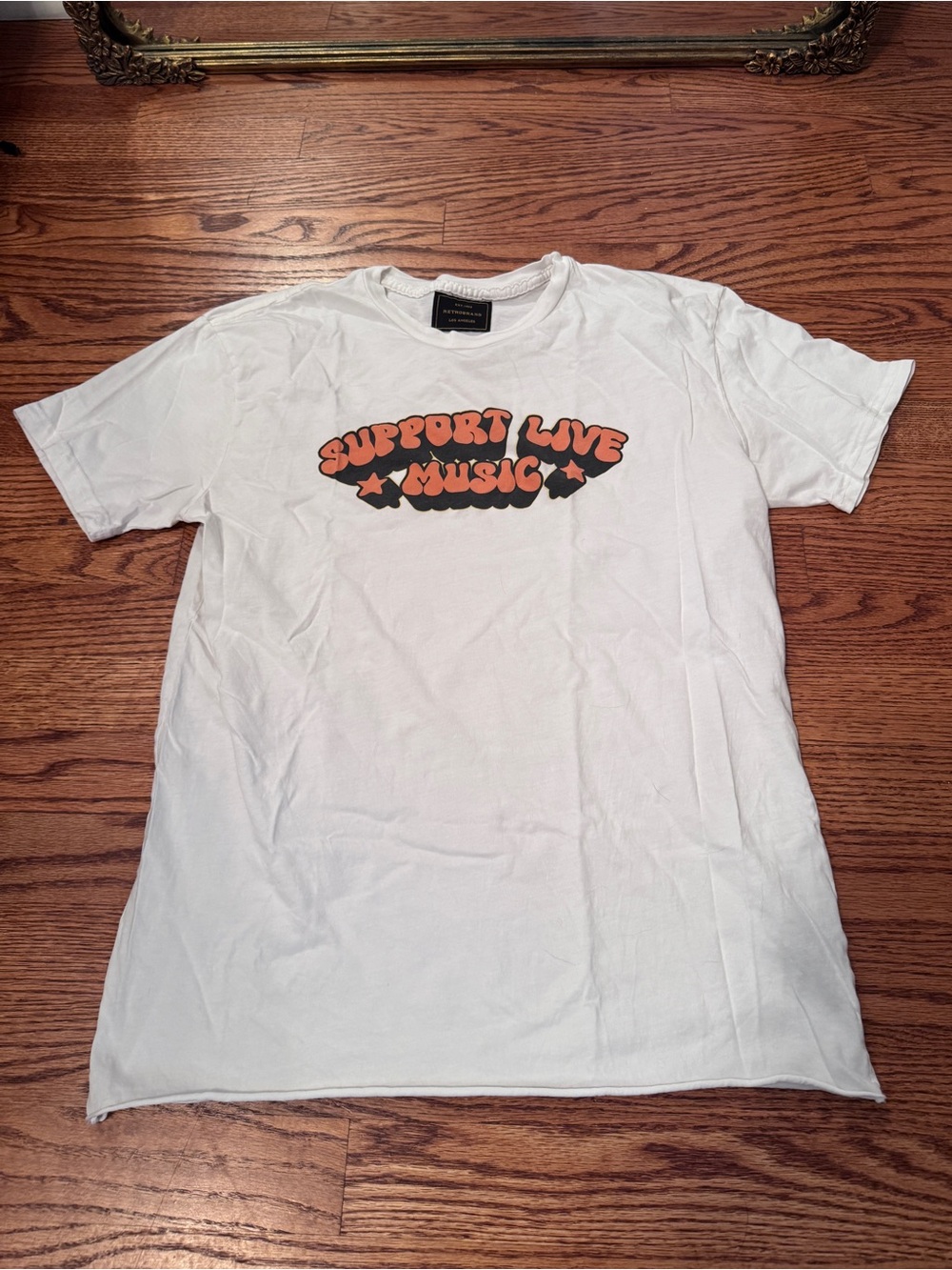 NWOT Retro Brand "Support Live Music" Graphic T-Shirt